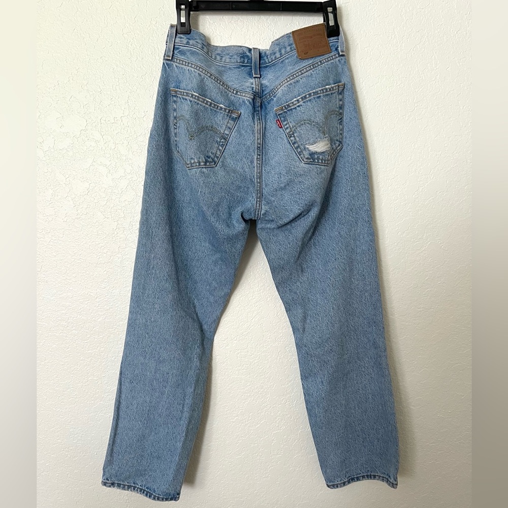 Levi’s 501 - Picture 2 of 3
